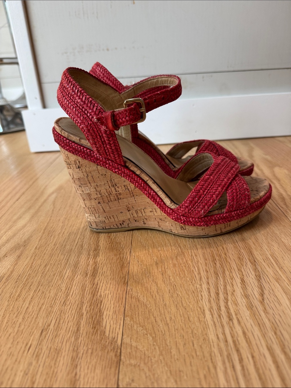 Stuart Weitzman Red Woven Cork Wedge Sandals - Picture 5 of 9